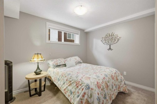 40 Emily Crescent, Lacombe, AB 