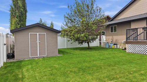 40 Emily Crescent, Lacombe, AB 