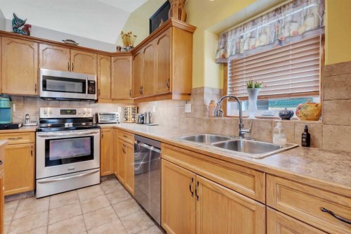 117 Doran Crescent, Red Deer, AB 