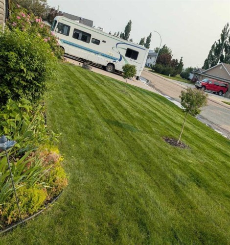 1513 Westview Drive, Bowden, AB - Outdoor