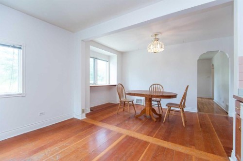4645 47 Street, Red Deer, AB - Indoor