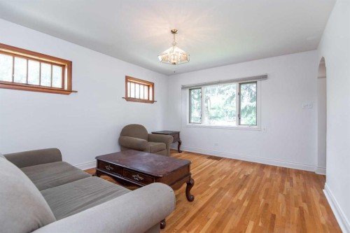4645 47 Street, Red Deer, AB - Indoor