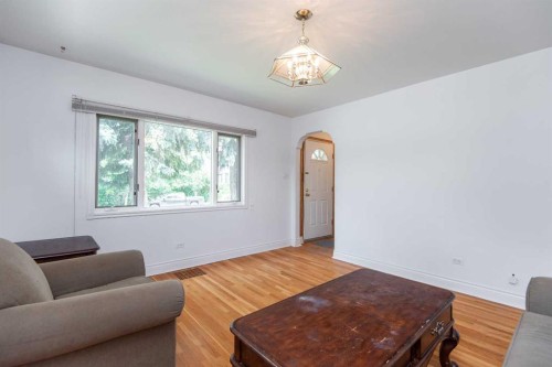 4645 47 Street, Red Deer, AB - Indoor