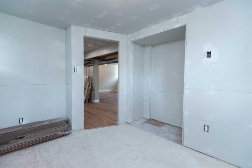 4645 47 Street, Red Deer, AB - Indoor Photo Showing Other Room