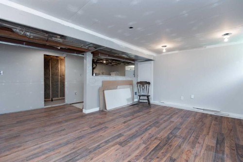 4645 47 Street, Red Deer, AB - Indoor Photo Showing Other Room