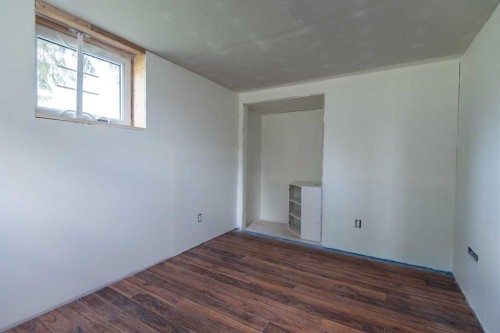 4645 47 Street, Red Deer, AB - Indoor Photo Showing Other Room