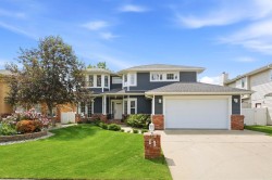 11 Alton Street Red Deer, AB T4R 2H1
