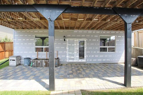 76 Lakeway Boulevard, Sylvan Lake, AB 