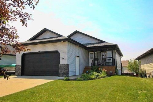 76 Lakeway Boulevard  Sylvan Lake, AB T4S 2P4