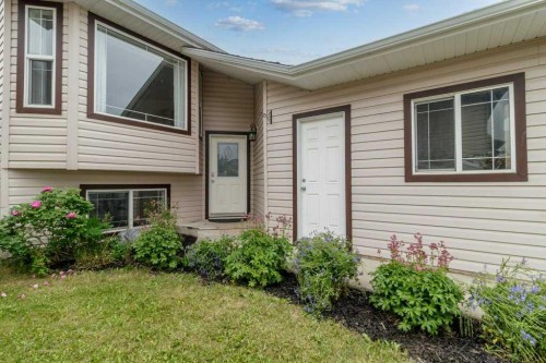 4 Horne Close, Sylvan Lake, AB - Outdoor