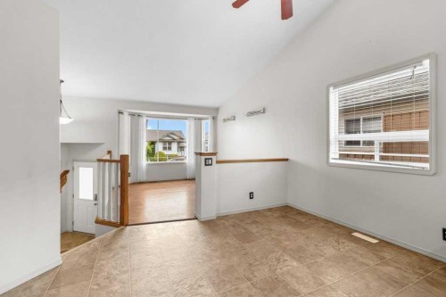 4 Horne Close, Sylvan Lake, AB - Indoor Photo Showing Other Room