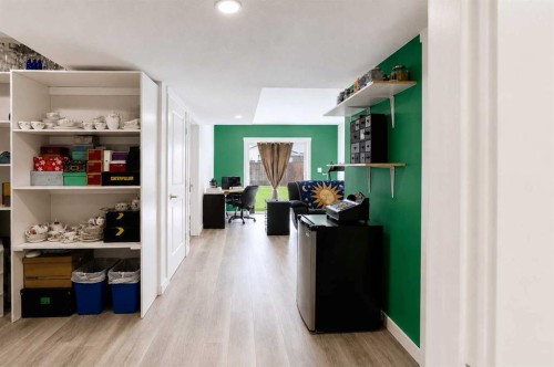 18 Hanson Green, Penhold, AB - Indoor