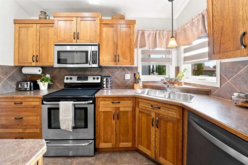 10 Sparrow Close, Blackfalds, AB 