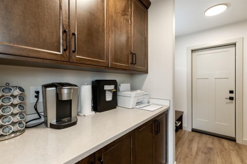 22 Napoleon Meadows Way, Innisfail, AB - Indoor Photo Showing Kitchen