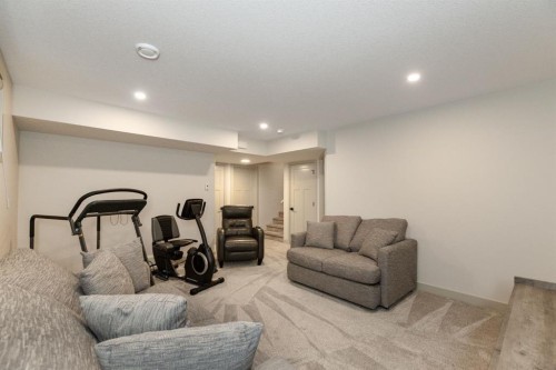22 Napoleon Meadows Way, Innisfail, AB - Indoor