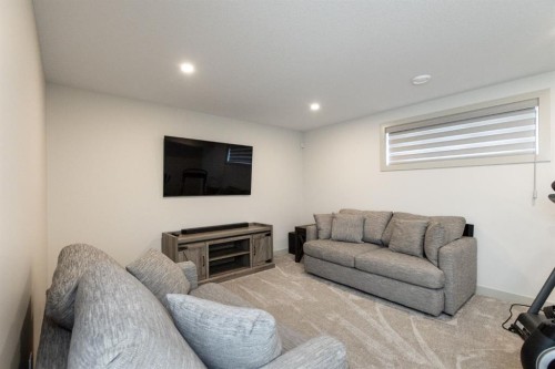22 Napoleon Meadows Way, Innisfail, AB - Indoor