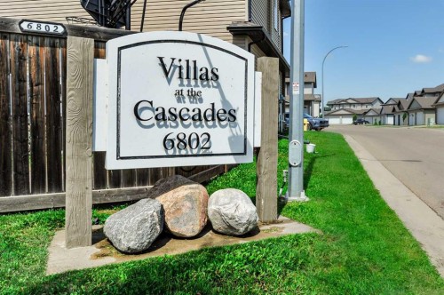 35-6802 50 Avenue, Camrose, AB - Outdoor