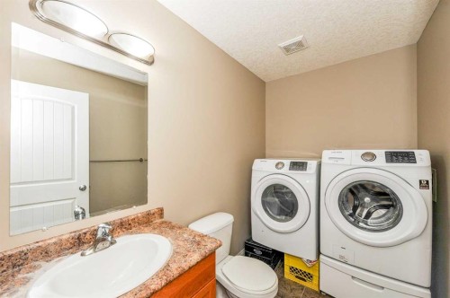 35-6802 50 Avenue, Camrose, AB - Indoor Photo Showing Laundry Room