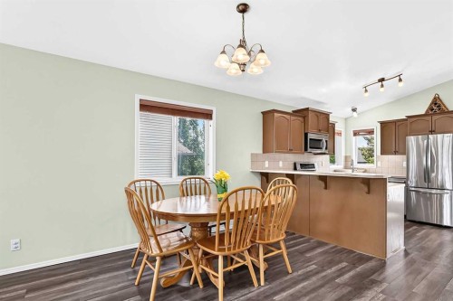107 Landry Bend, Red Deer, AB 