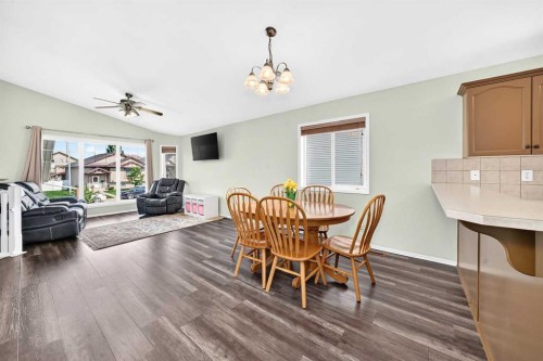 107 Landry Bend, Red Deer, AB 