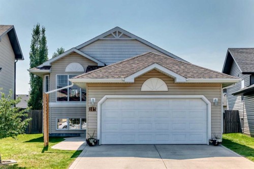 107 Landry Bend, Red Deer, AB 