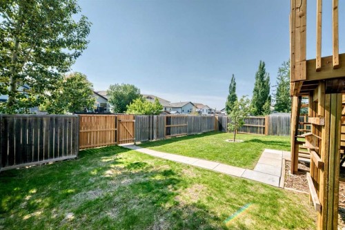 107 Landry Bend, Red Deer, AB 