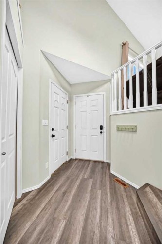 107 Landry Bend, Red Deer, AB 