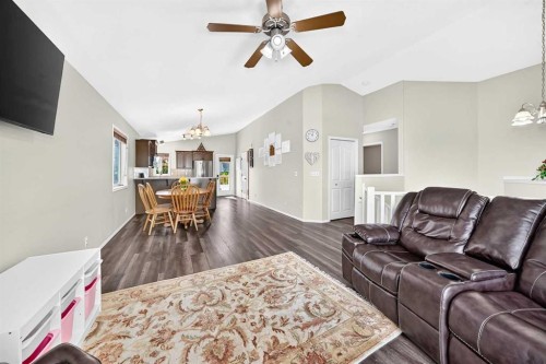 107 Landry Bend, Red Deer, AB 