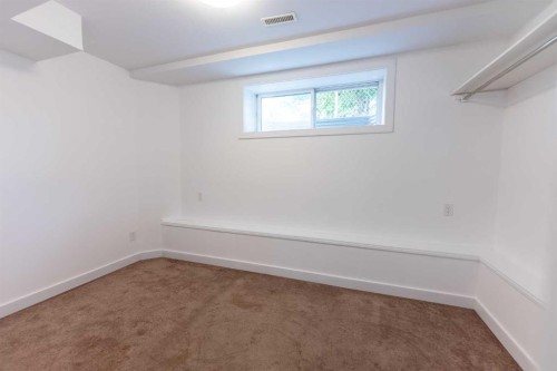 5140 51 Street, Lacombe, AB - Indoor Photo Showing Other Room