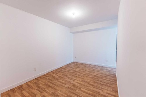5140 51 Street, Lacombe, AB - Indoor Photo Showing Other Room