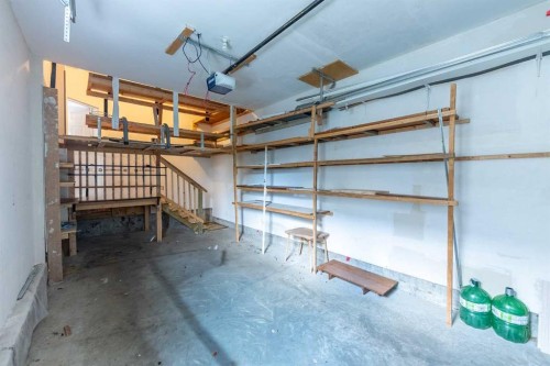5140 51 Street, Lacombe, AB - Indoor Photo Showing Garage