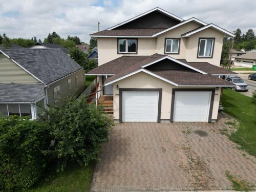 5140 51 Street, Lacombe, AB - Outdoor