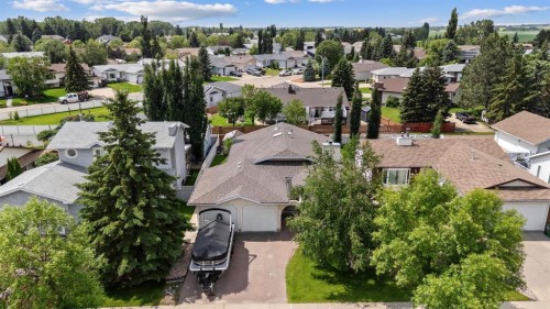 5412 60 Street  Camrose, AB T4V 4G7