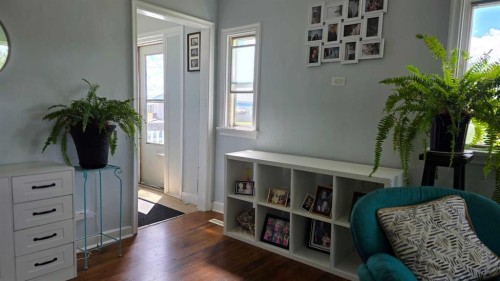 5105 Windsor Avenue, Coronation, AB - Indoor Photo Showing Other Room