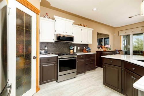 111 Adams Close, Red Deer, AB 