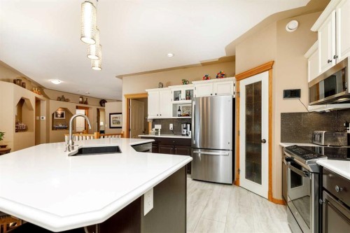 111 Adams Close, Red Deer, AB 