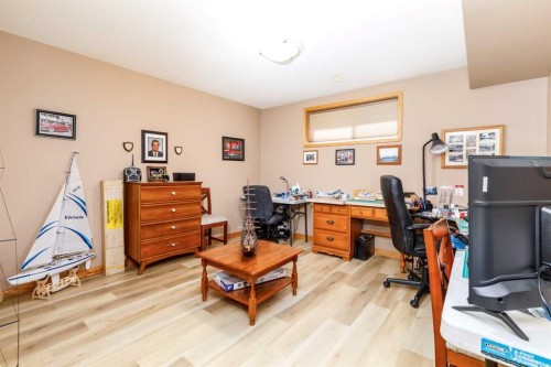 111 Adams Close, Red Deer, AB 
