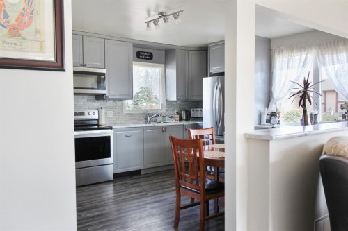 4801 48 Avenue, Forestburg, AB 