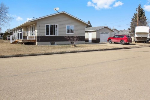 4801 48 Avenue, Forestburg, AB 