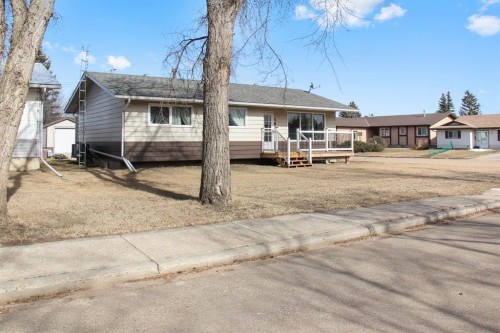 4801 48 Avenue, Forestburg, AB 
