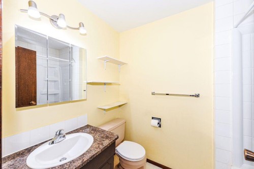 4310B 65 Street, Camrose, AB - Indoor Photo Showing Bathroom