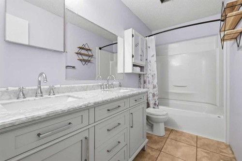 17 Gordon Street, Red Deer, AB 