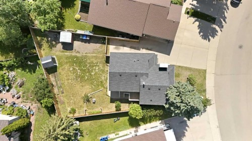 17 Gordon Street, Red Deer, AB 