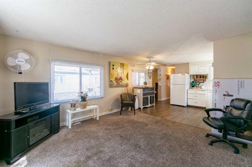 4 48A Street Close, Alix, AB - Indoor
