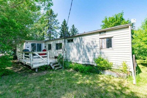 4 48A Street Close, Alix, AB - Outdoor