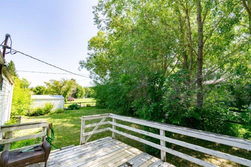 4 48A Street Close, Alix, AB - Outdoor