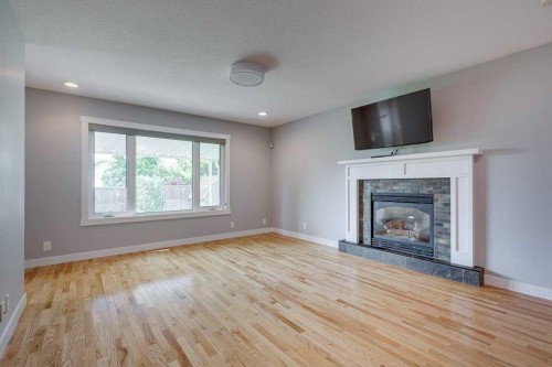 129 Duncan Crescent, Red Deer, AB 