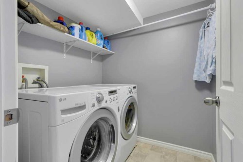 49 Abel Close, Red Deer, AB - Indoor Photo Showing Laundry Room