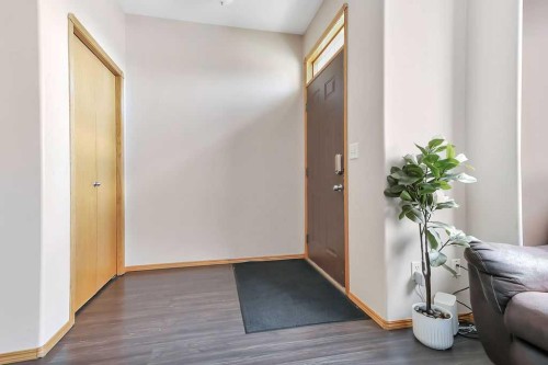 49 Abel Close, Red Deer, AB - Indoor Photo Showing Other Room