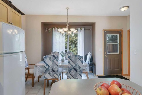 49 Abel Close, Red Deer, AB - Indoor Photo Showing Dining Room